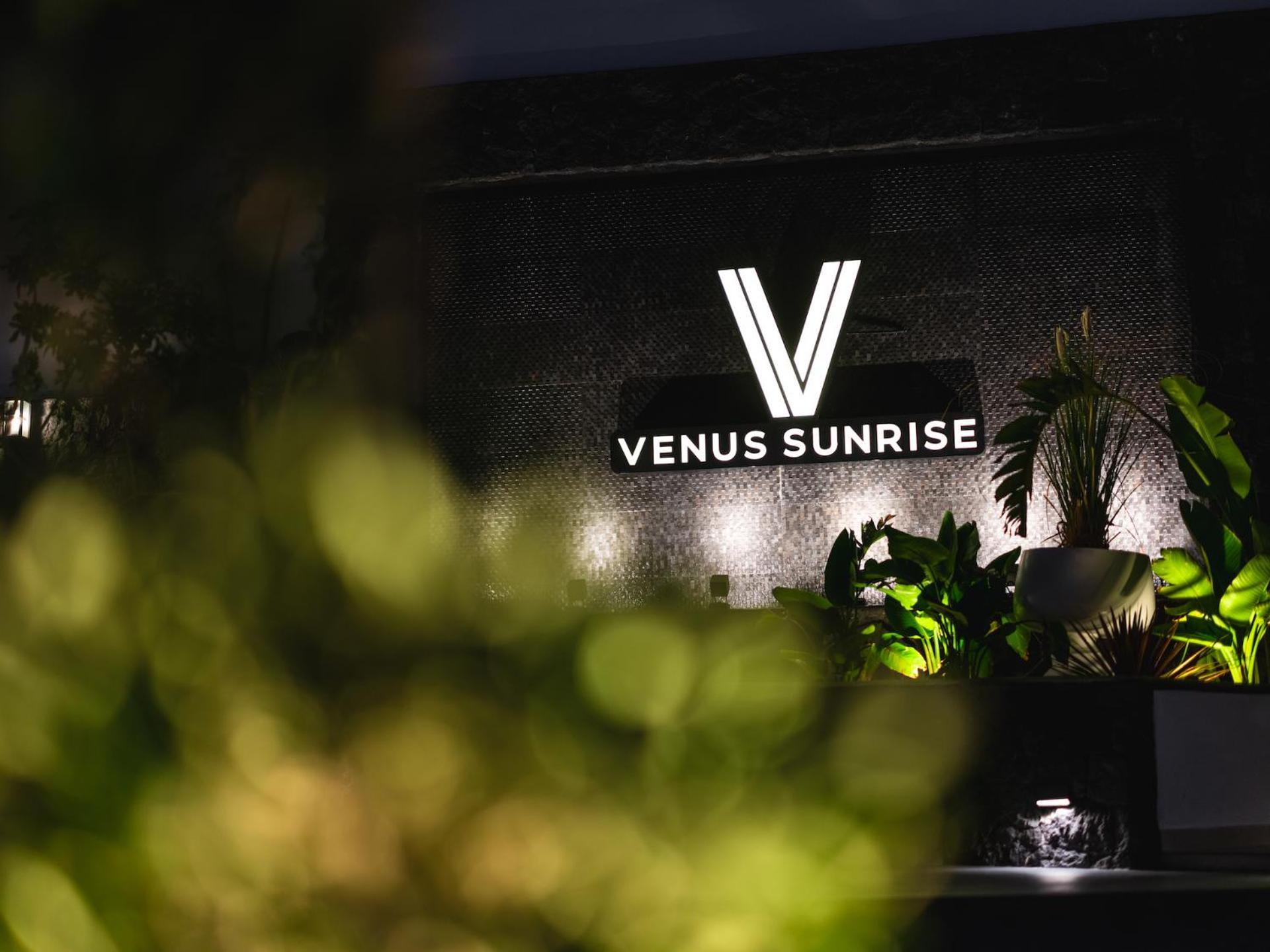 Venus Sunrise Suites & Villas Vourvoúlos 외부 사진
