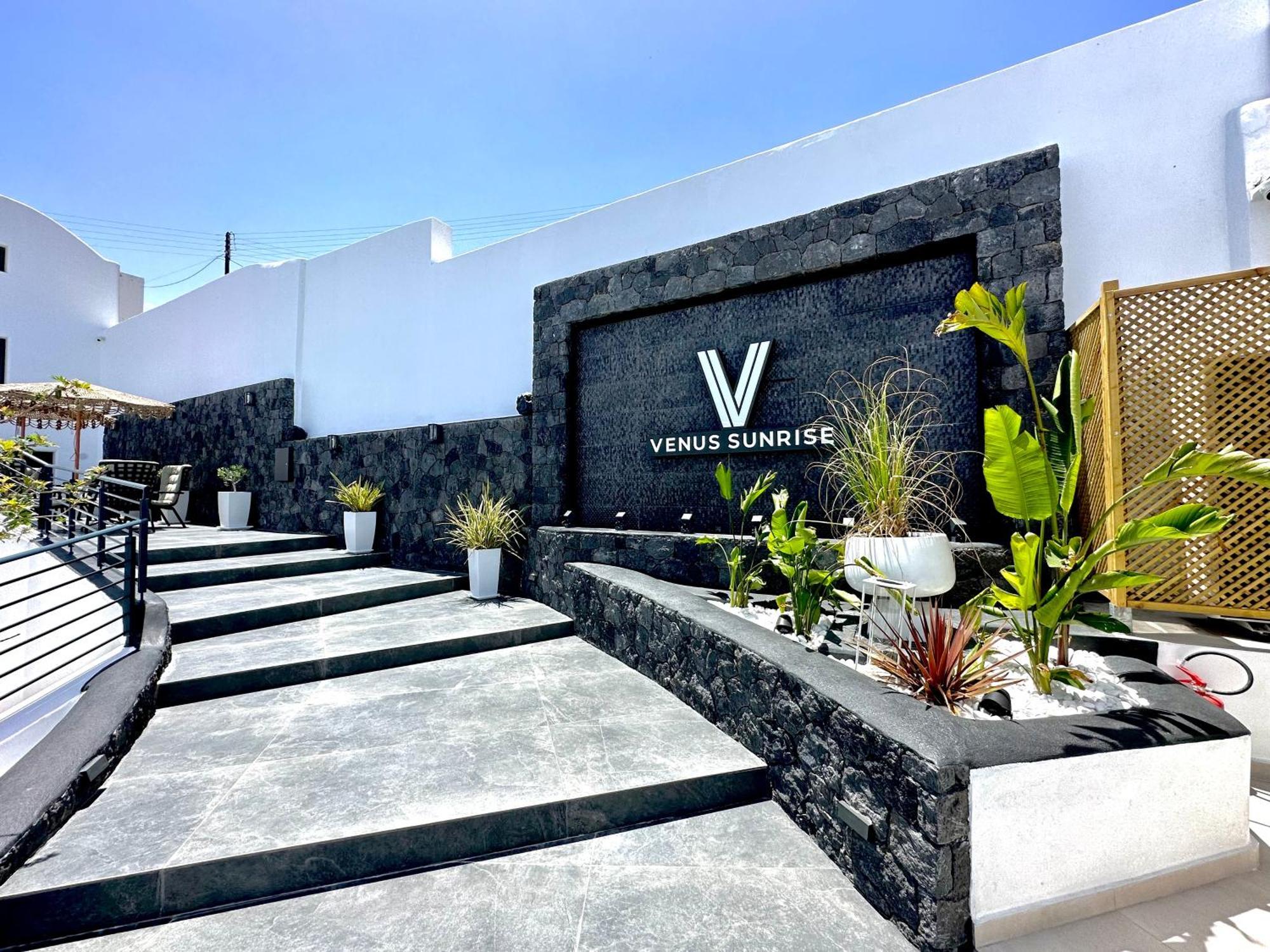 Venus Sunrise Suites & Villas Vourvoúlos 외부 사진